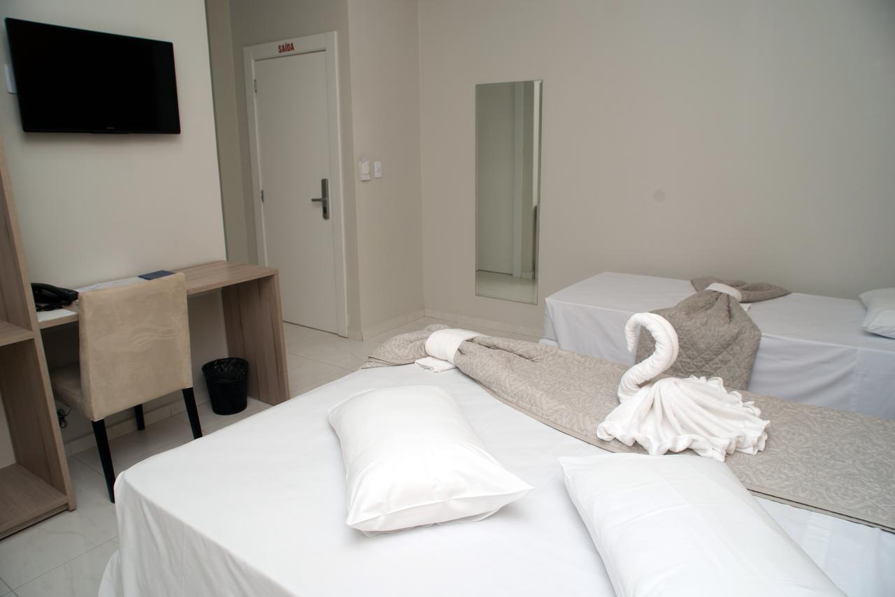Aj Hotel Chapeco - Facil Acesso Patio Shopping E Rotula Da Bandeira Eksteriør bilde