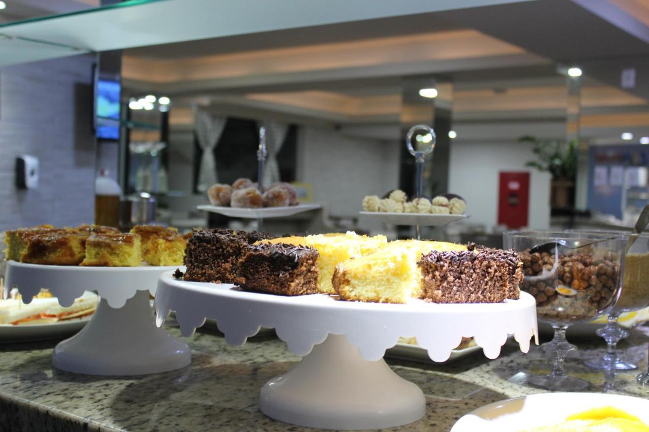 Aj Hotel Chapeco - Facil Acesso Patio Shopping E Rotula Da Bandeira Eksteriør bilde