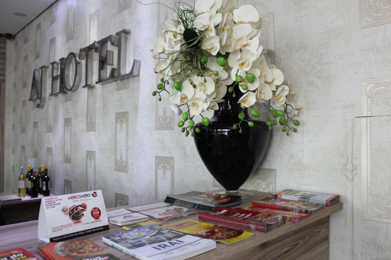 Aj Hotel Chapeco - Facil Acesso Patio Shopping E Rotula Da Bandeira Eksteriør bilde
